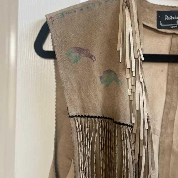 Hand painted fringe vest - Picture 5 of 7